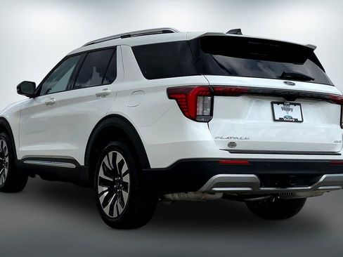 Used 2026 Ford Explorer Platinum w/ LUX Leather Package AWD/4WD image 12