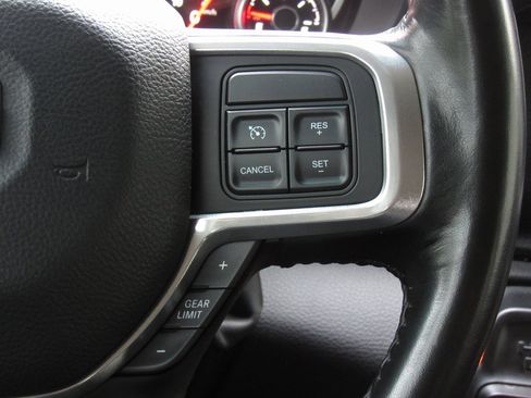 Used 2022 RAM 2500 Laramie image 30