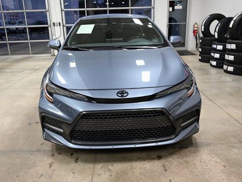 Used 2022 Toyota Corolla SE image 2