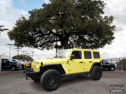 Used 2022 Jeep Wrangler Unlimited Sport image 1