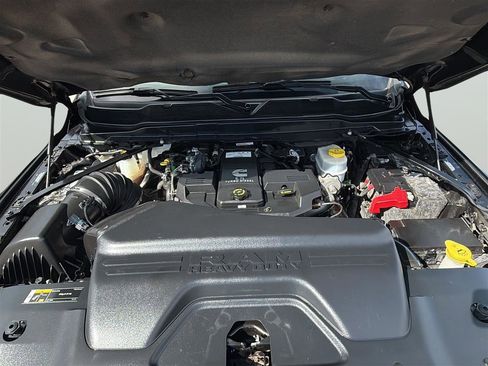Used 2019 RAM 2500 Big Horn AWD/4WD image 25
