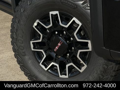 New 2026 GMC Sierra 2500 AT4X AWD/4WD image 9
