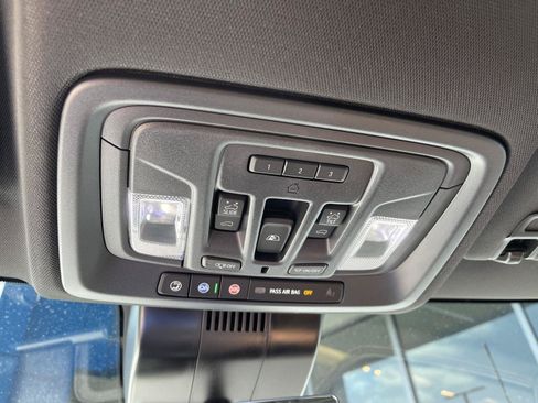 Used 2024 Chevrolet Silverado 3500 High Country w/ High Country Premium Package AWD/4WD image 27