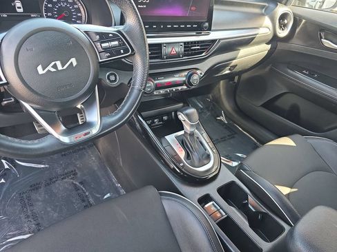 Used 2023 Kia Forte GT-Line w/ GT-Line Technology Package FWD image 11