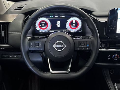 Used 2025 Nissan Pathfinder Platinum w/ Cargo Package image 14