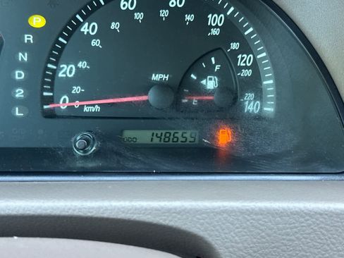 Used 2003 Toyota Camry LE FWD image 25