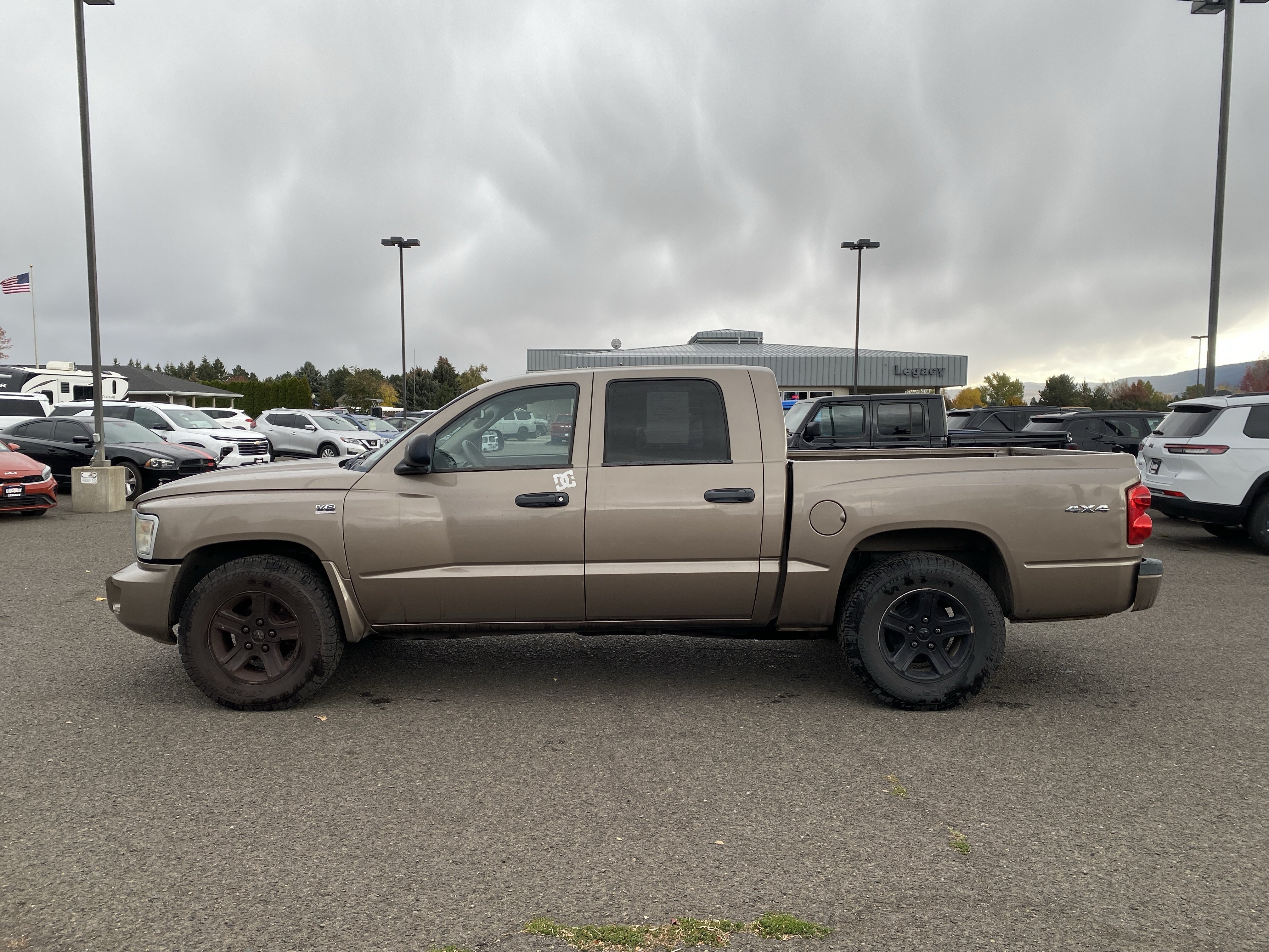 Used 2010 Dodge Dakota Big Horn w/ Extra Security Group AWD/4WD image 6
