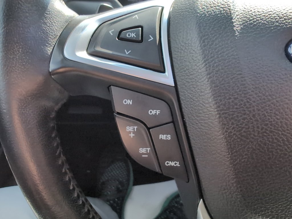 Used 2015 Ford Edge SEL w/ Equipment Group 201A AWD/4WD image 19