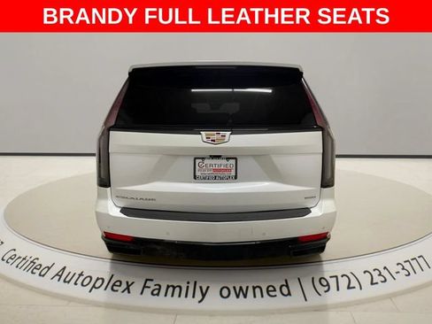 Used 2023 Cadillac Escalade ESV Sport w/ Touring Package AWD/4WD image 4