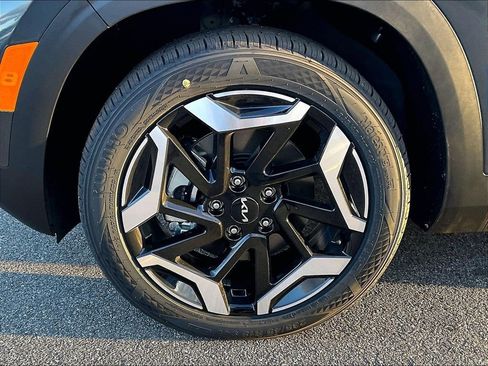 Used 2026 Kia Seltos SX w/ SX Sunroof Package AWD/4WD image 8