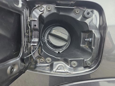 Used 2019 Toyota Tacoma TRD Sport image 22