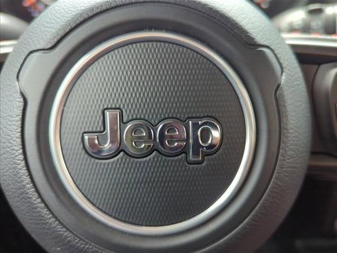 Used 2024 Jeep Wrangler Unlimited Rubicon 392 image 23