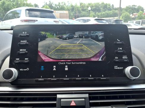 Used 2020 Honda Accord LX image 12