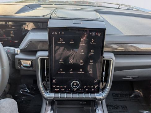 Certified 2025 GMC Yukon Elevation w/ LPO, Elevation Black Package image 28