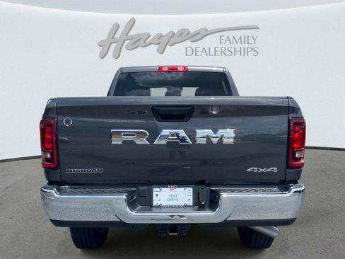 Used 2025 RAM 2500 Big Horn AWD/4WD image 4