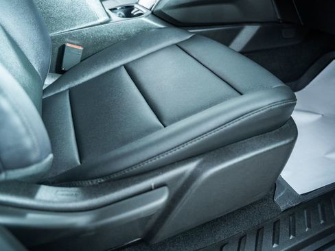 Used 2026 Chevrolet Colorado Trail Boss image 34