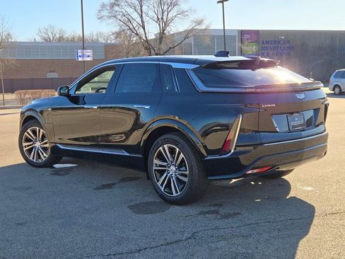 New 2026 Cadillac Lyriq Premium Luxury image 17