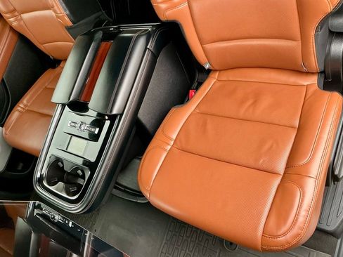 Used 2020 Lincoln Navigator Reserve w/ Equipment Group 208A Reserve AWD/4WD image 29