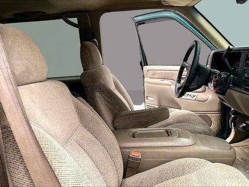 Used 1997 Chevrolet Tahoe LS image 28