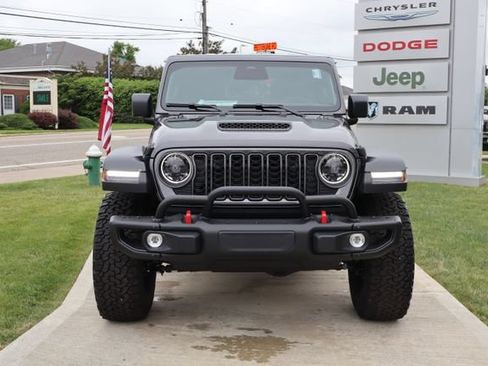Used 2026 Jeep Wrangler Unlimited Rubicon w/ Xtreme 35 Tire Package AWD/4WD image 6