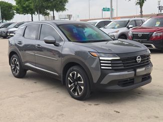 Used 2025 Nissan Kicks SV video 1