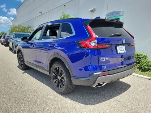 Used 2023 Honda CR-V Sport Touring image 4