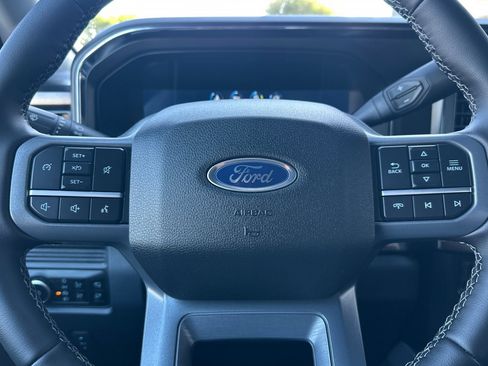 New 2026 Ford F250 Lariat w/ FX4 Off-Road Package image 23