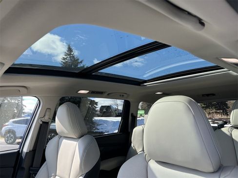 New 2026 Subaru Ascent Limited image 10