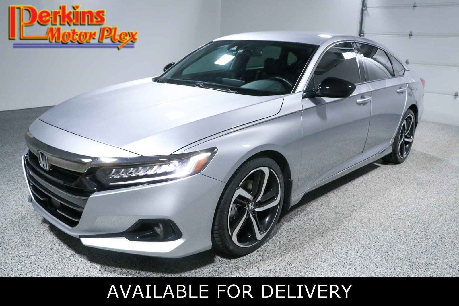 Used 2022 Honda Accord Sport image 1