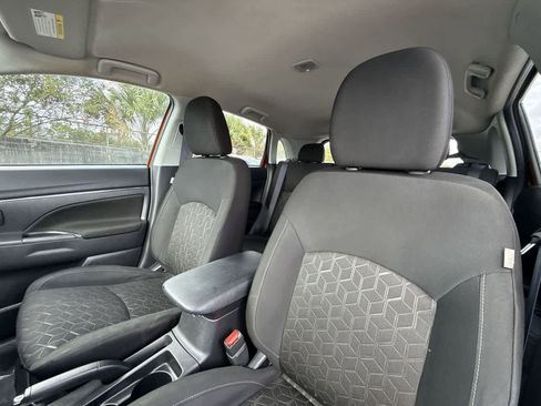 Used 2024 Mitsubishi Outlander Sport LE AWD/4WD image 14