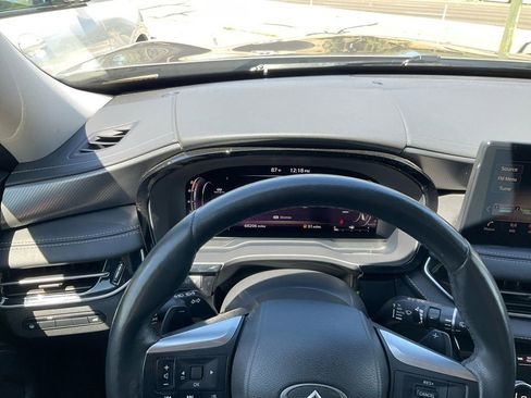 Used 2023 INFINITI QX60 Luxe w/ Cargo Package image 25