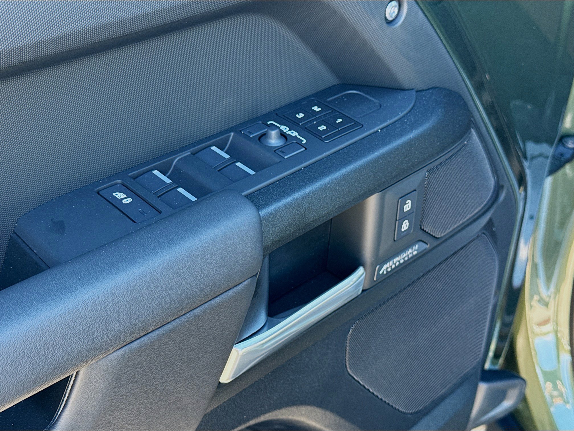 New 2026 Land Rover Defender 110 X AWD/4WD image 23