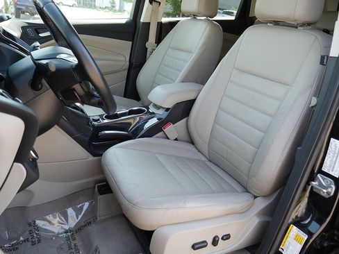 Used 2015 Ford Escape Titanium AWD/4WD image 15