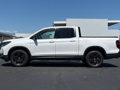 Used 2025 Honda Ridgeline Black Edition image 7