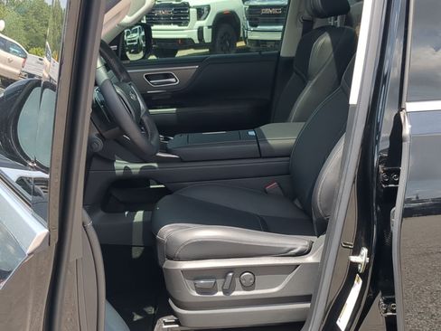Used 2025 INFINITI QX80 Pure w/ Cargo Package AWD/4WD image 12