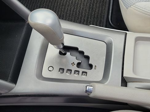 Used 2012 Subaru Forester 2.5X Premium w/ All-Weather Pkg image 27