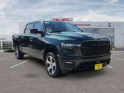 New 2026 RAM 1500 Express RWD image 7