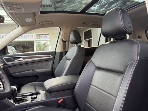 Used 2021 Volkswagen Atlas SE w/ Panoramic Sunroof Package AWD/4WD image 21