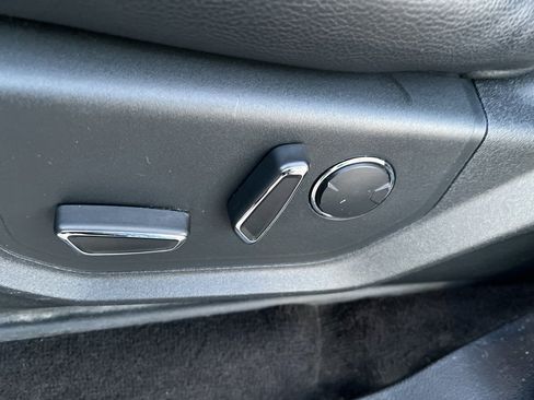 Used 2020 Ford Expedition Limited image 17