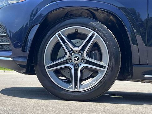 Used 2022 Mercedes-Benz GLS 450 4MATIC image 24