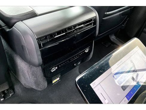 Used 2024 Jeep Grand Wagoneer L Series II w/ Quick Order Packagew 28T image 31