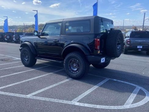 New 2025 Ford Bronco 2-Door w/ Sasquatch Package AWD/4WD image 4