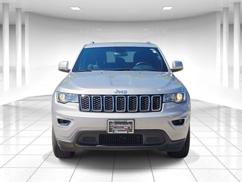 Certified 2021 Jeep Grand Cherokee Laredo AWD/4WD image 8