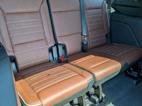 Used 2024 GMC Yukon Denali Ultimate AWD/4WD image 23