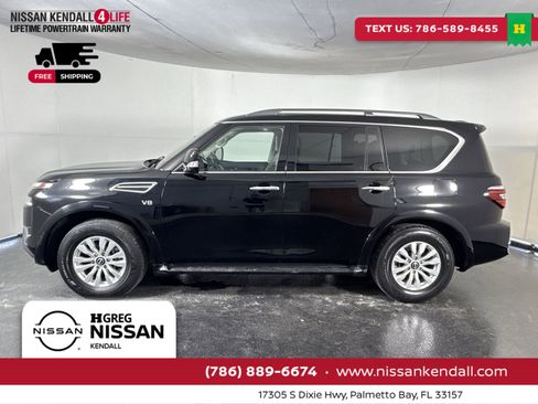 Used 2021 Nissan Armada SV image 7