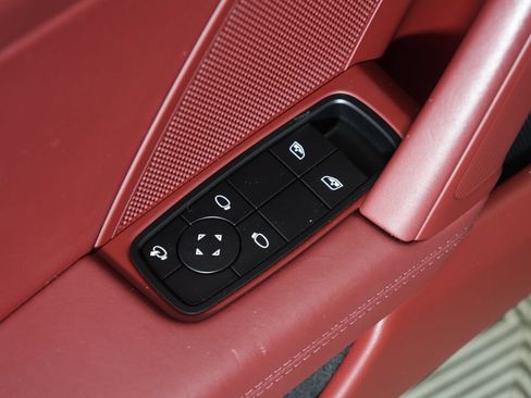 Certified 2022 Porsche 911 Carrera 4 AWD/4WD image 21