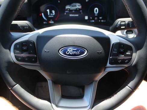 New 2026 Ford Explorer Active AWD/4WD image 25