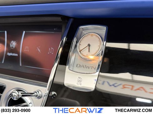 Used 2019 Rolls-Royce Dawn image 65