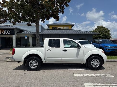 Used 2019 Nissan Frontier SV RWD image 8