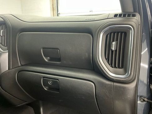 Used 2020 Chevrolet Silverado 1500 LT w/ Trailering Package AWD/4WD image 11